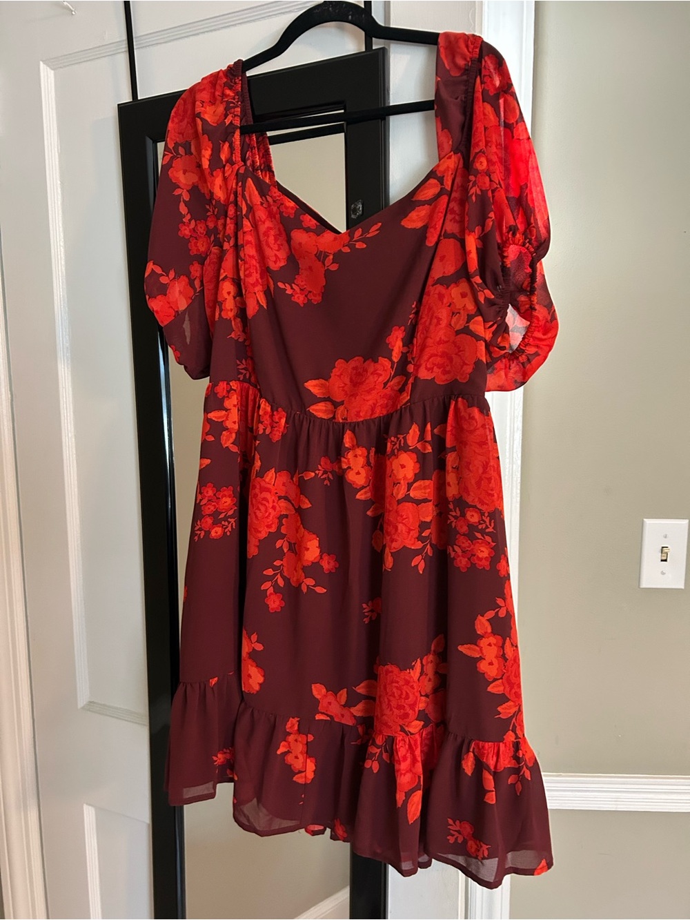 NWT 41 Hawthorn Red Floral Puff-Sleeve Mini Dress